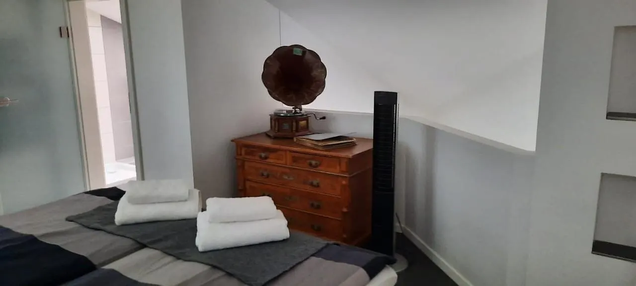 Traumwohnung Mit Grosser Dachterasse Mörfelden-Walldorf 0*,  Alemania